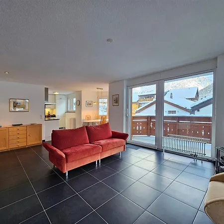 Apartment Felskinn 2. Og *