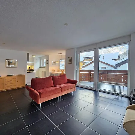 Felskinn 2. Og Appartement